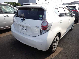 TOYOTA AQUA 2012