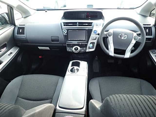 TOYOTA PRIUS ALPHA 2019