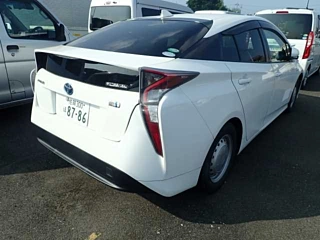 TOYOTA PRIUS 2016