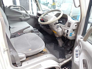 TOYOTA DYNA 2009