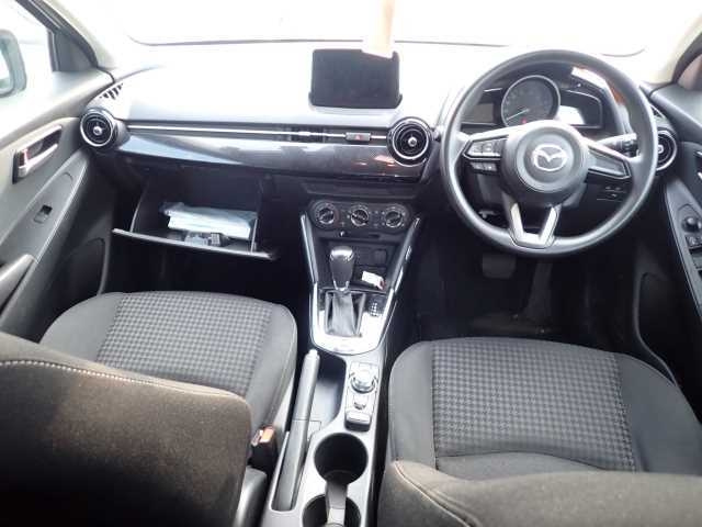 MAZDA DEMIO 2019