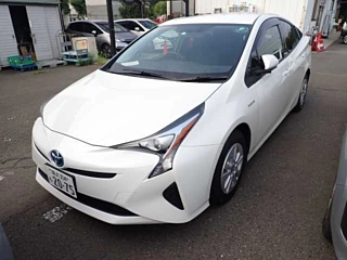 TOYOTA PRIUS 2018