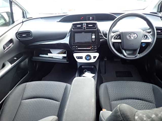 TOYOTA PRIUS 2018