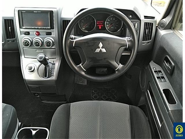 MITSUBISHI DELICA D5 2012