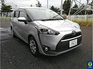 TOYOTA SIENTA 2018
