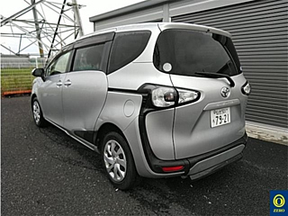 TOYOTA SIENTA 2018