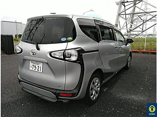 TOYOTA SIENTA 2018