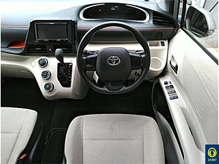 TOYOTA SIENTA 2018