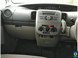 DAIHATSU TANTO 2012