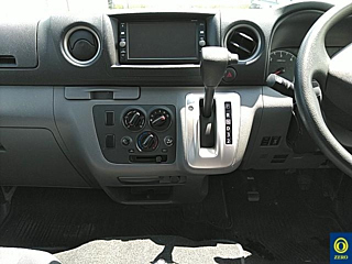 NISSAN CARAVAN VAN 2018