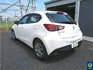 MAZDA DEMIO 2016