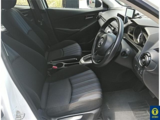 MAZDA DEMIO 2016
