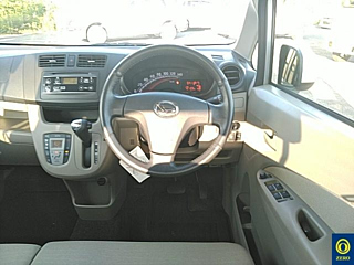 DAIHATSU MOVE 2014