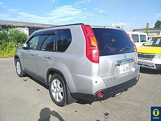 NISSAN X-TRAIL 2010