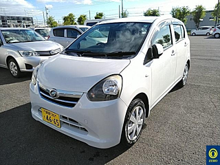 DAIHATSU MIRA E S 2013