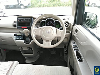 HONDA N BOX 2016