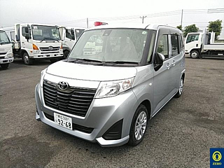 TOYOTA ROOMY 2018