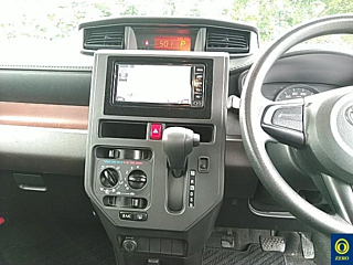 TOYOTA ROOMY 2018