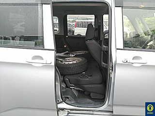 TOYOTA ROOMY 2018