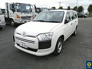 TOYOTA PROBOX 2017