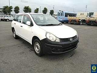 NISSAN AD 2011