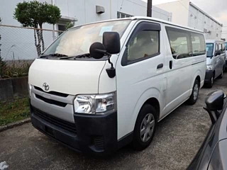 TOYOTA HIACE VAN 2019