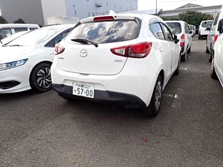 MAZDA DEMIO 2017