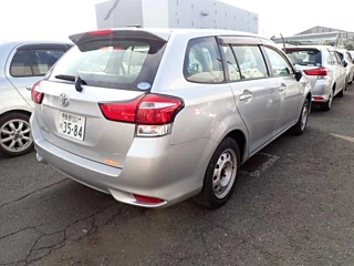 TOYOTA COROLLA FIELDER 2015