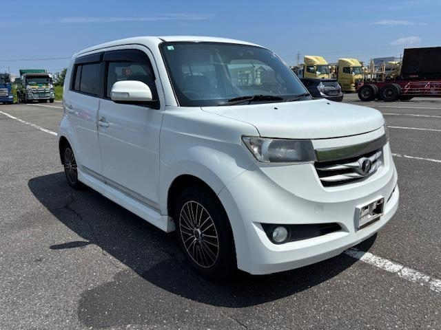 TOYOTA BB 2008