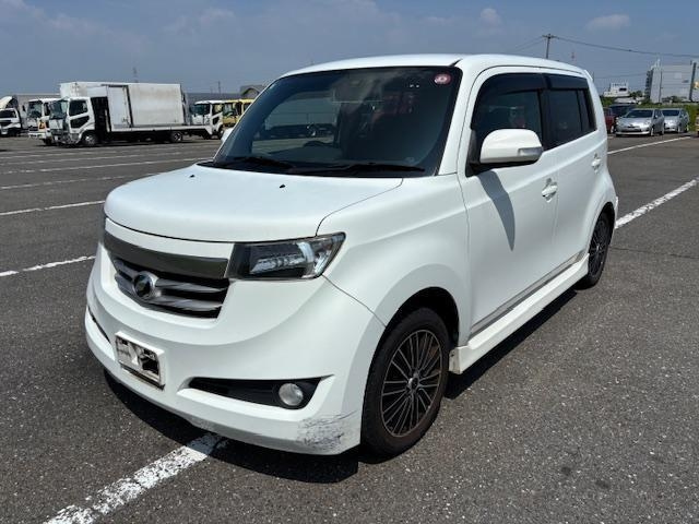 TOYOTA BB 2008