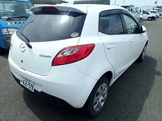 MAZDA DEMIO 2012