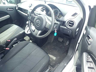 MAZDA DEMIO 2012