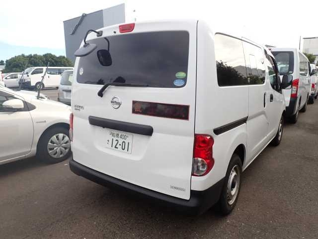 NISSAN NV200 2020