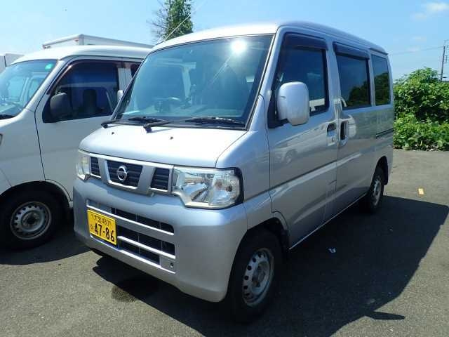 NISSAN CLIPPER VAN 2013