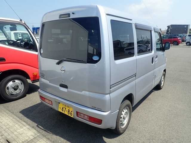 NISSAN CLIPPER VAN 2013