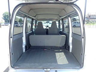 NISSAN CLIPPER VAN 2013