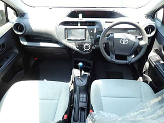 TOYOTA AQUA 2020