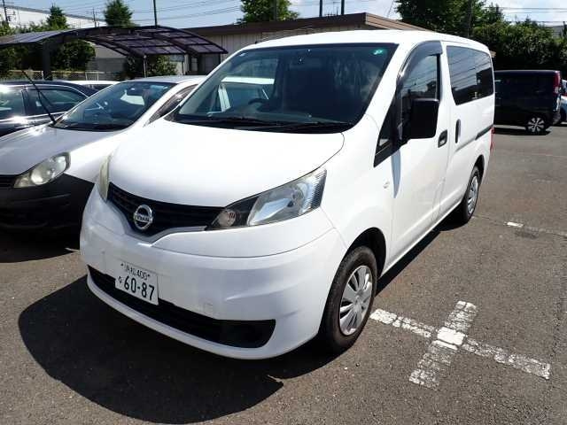 NISSAN NV200 2019