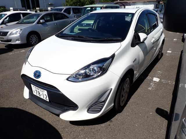 TOYOTA AQUA 2017