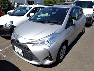 TOYOTA VITZ 2018