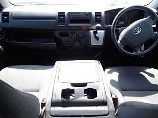 TOYOTA HIACE VAN 2017