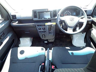DAIHATSU HIJET VAN 2019