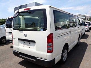 TOYOTA HIACE VAN 2019