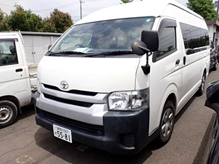 TOYOTA HIACE VAN 2020