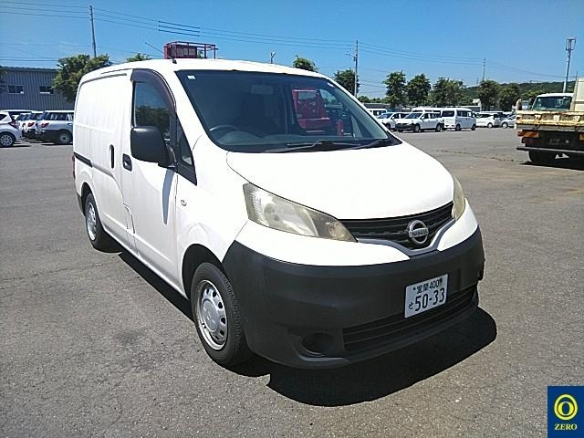 NISSAN NV200 2013