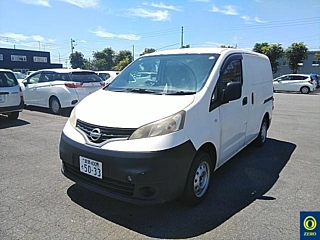 NISSAN NV200 2013
