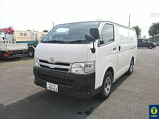 TOYOTA HIACE VAN 2010