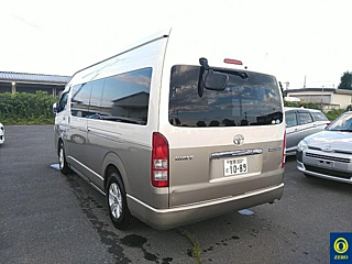 TOYOTA HIACE 2010