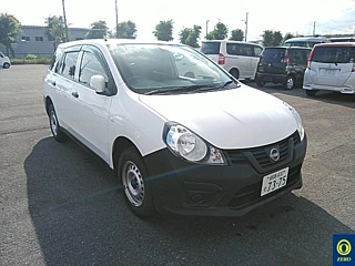 NISSAN AD 2021