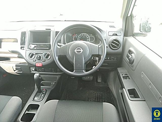 NISSAN AD 2021